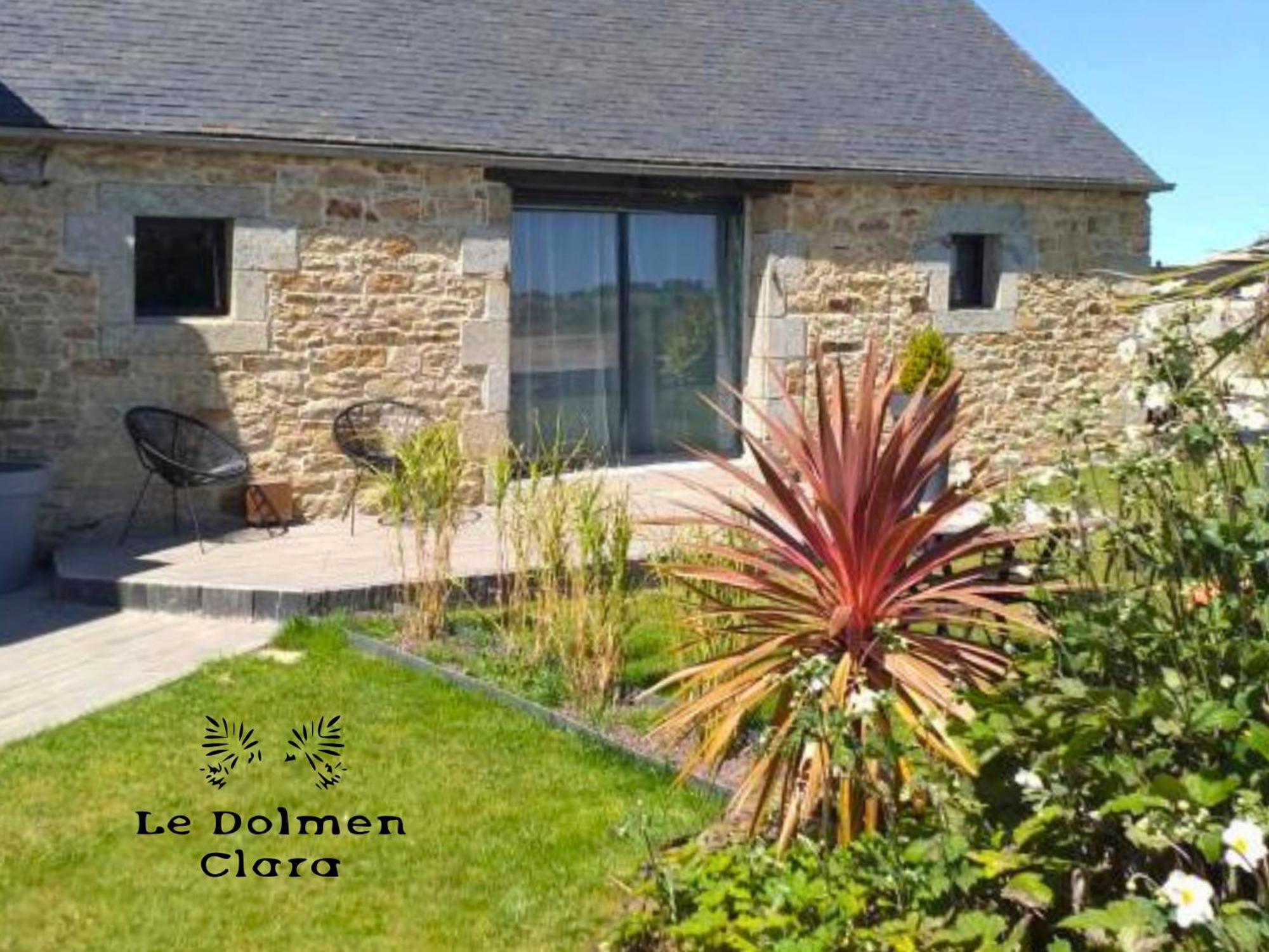 Le Loft Du Dolmen Clara, Entre Terre Et Mer Plounevez-Lochrist Bagian luar foto