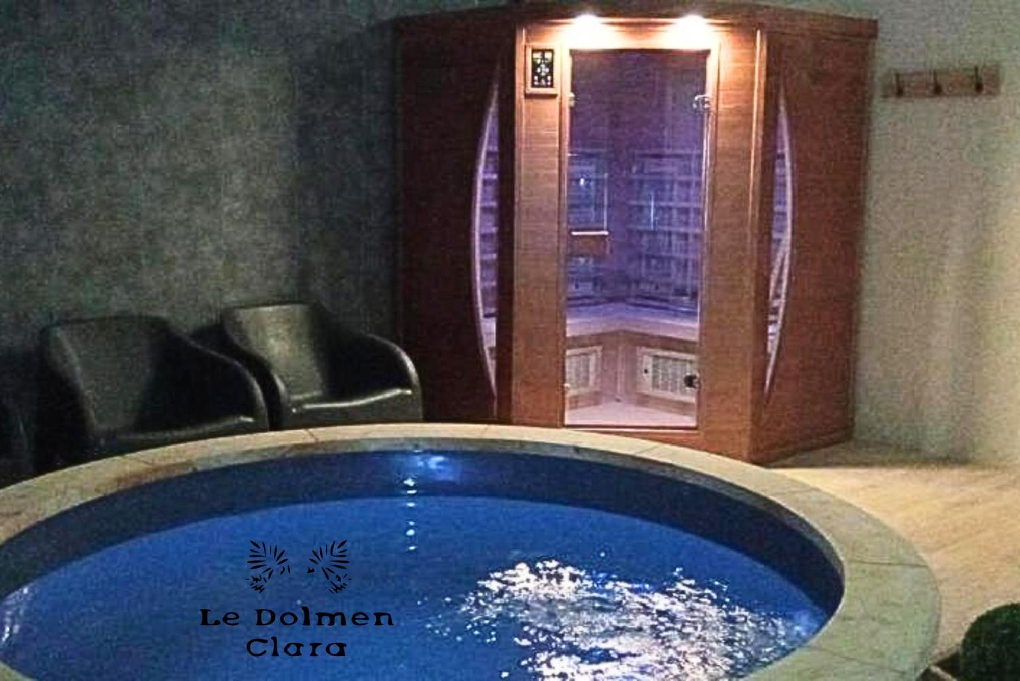 Le Loft Du Dolmen Clara, Entre Terre Et Mer Plounevez-Lochrist Bagian luar foto