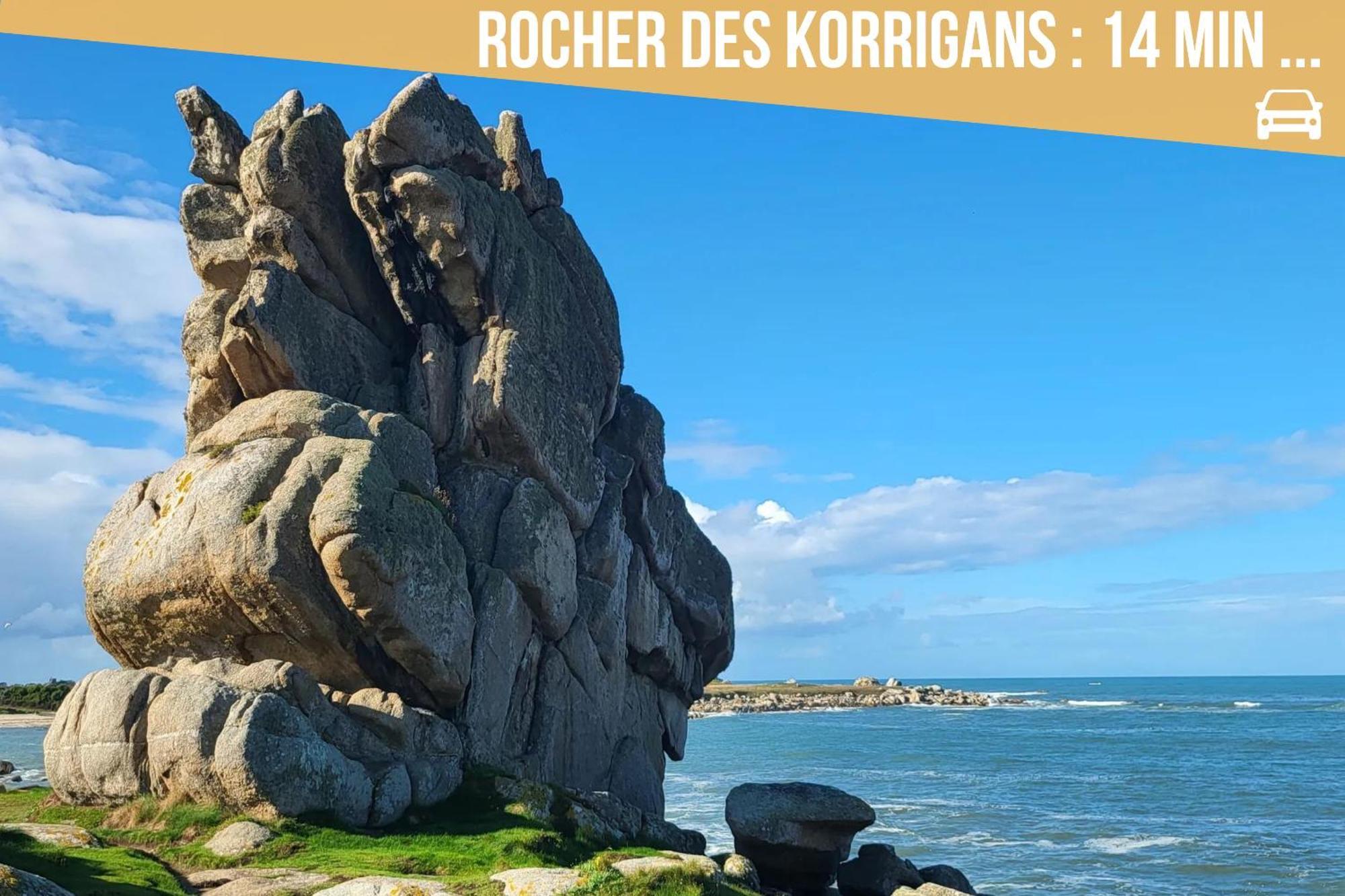 Le Loft Du Dolmen Clara, Entre Terre Et Mer Plounevez-Lochrist Bagian luar foto